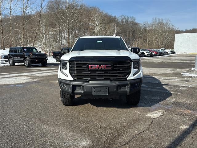 2023 GMC Sierra 1500 4WD Crew Cab Short Box AT4X