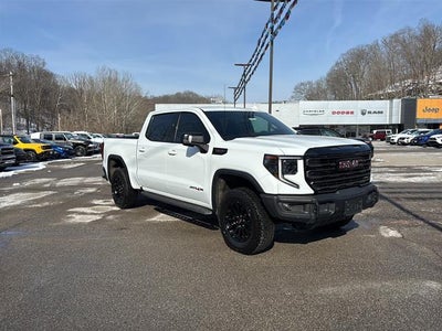 2023 GMC Sierra 1500 4WD Crew Cab Short Box AT4X