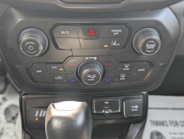 2023 Jeep Renegade Trailhawk 4x4