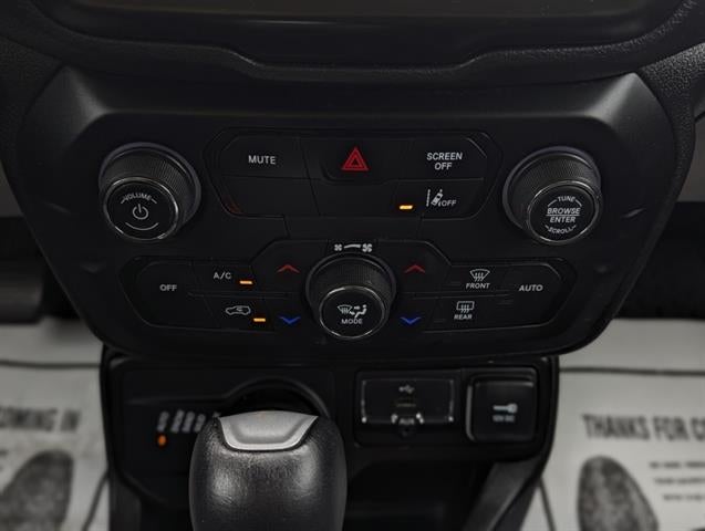 2023 Jeep Renegade Trailhawk 4x4