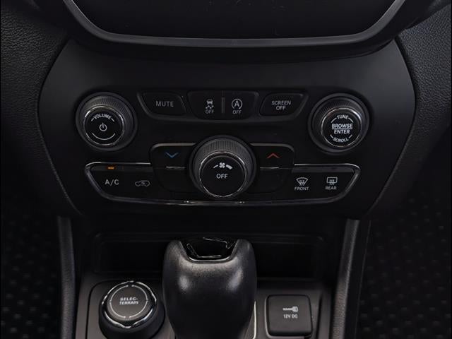 2020 Jeep Cherokee Altitude