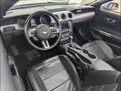 2021 Ford Mustang EcoBoost