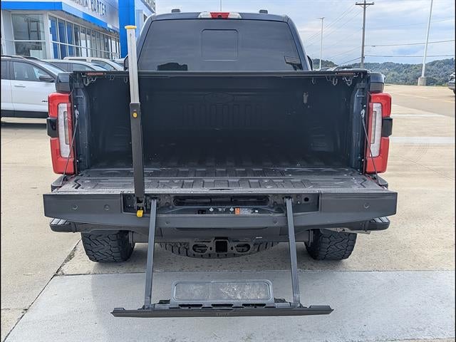 2023 Ford F-350 Platinum