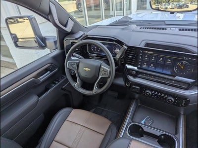 2026 Chevrolet Silverado 3500 HD High Country DRW