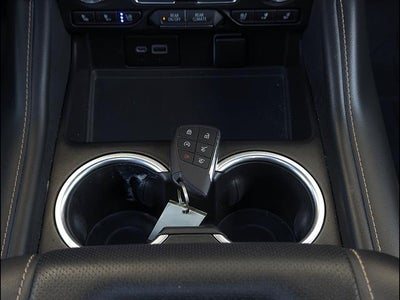 2023 GMC Yukon XL AT4