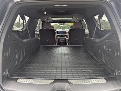 2025 Chevrolet Suburban High Country