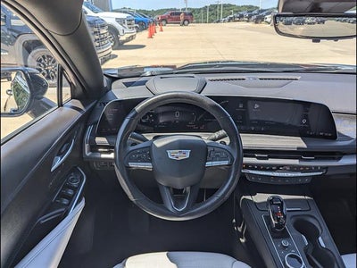 2025 Cadillac XT4 Sport