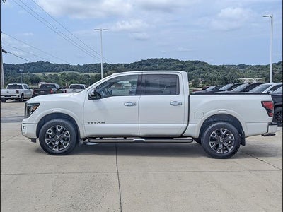 2021 Nissan TITAN Crew Cab Platinum Reserve 4x4