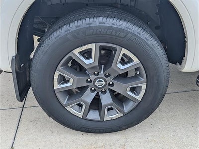 2021 Nissan TITAN Crew Cab Platinum Reserve 4x4