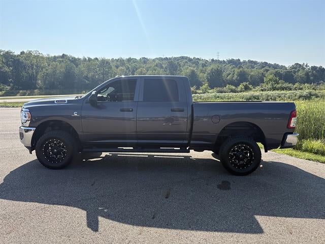 2021 RAM 2500 Tradesman Crew Cab 4x4 6'4" Box