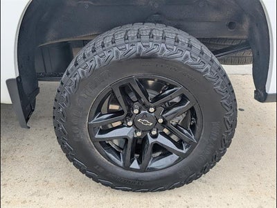 2025 Chevrolet Silverado 1500 Custom Trail Boss