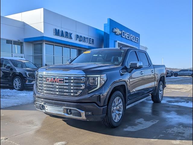 2024 GMC Sierra 4WD Crew Cab Short Box Denali's photo