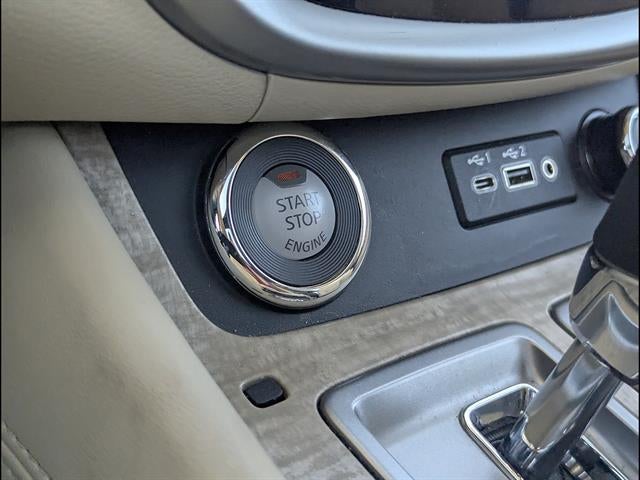 2022 Nissan Murano SL