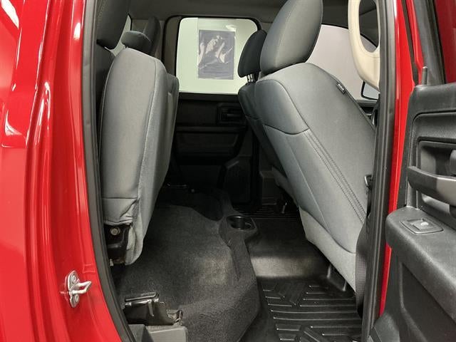 2018 RAM 1500 Express Quad Cab 4x4 6'4" Box