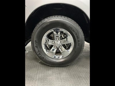 2023 RAM 1500 Classic SLT Crew Cab 4x4 5'7" Box