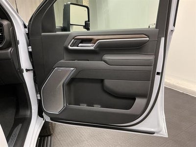 2026 Chevrolet Silverado 3500 HD High Country DRW