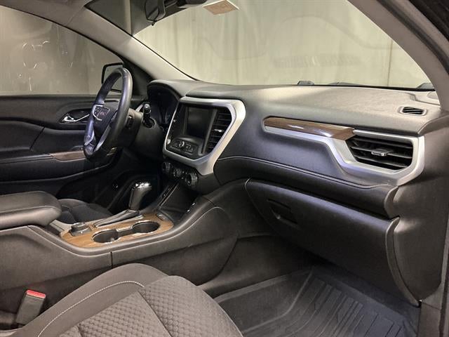 2017 GMC Acadia SLE