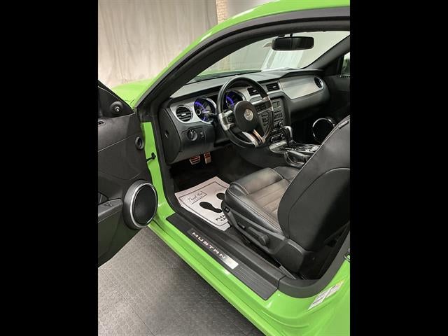 2013 Ford Mustang V6 Premium