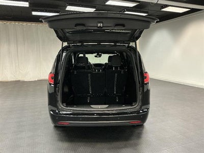 2024 Chrysler Pacifica Limited AWD