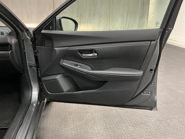 2022 Nissan Sentra SV Xtronic CVT