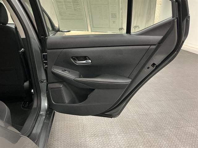 2022 Nissan Sentra SV Xtronic CVT