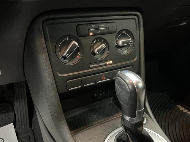 2019 Volkswagen Beetle 2.0T S