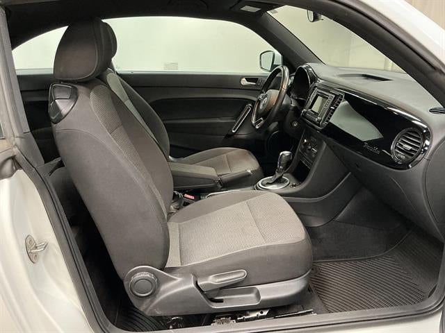 2019 Volkswagen Beetle 2.0T S