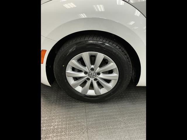 2019 Volkswagen Beetle 2.0T S
