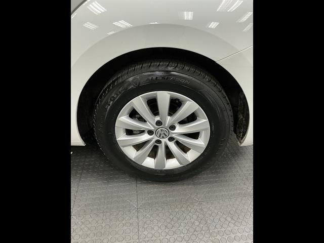 2019 Volkswagen Beetle 2.0T S