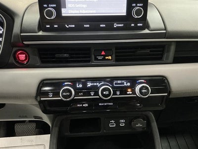 2023 Honda Pilot AWD LX