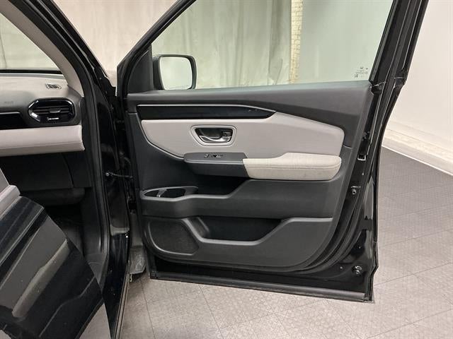 2023 Honda Pilot AWD LX